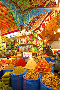 Spice stall, Medina, Meknes, Morocco, North Africa, Africa