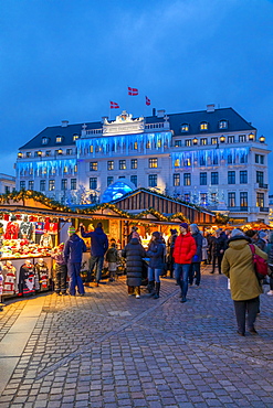 Christmas Market near Hotel D'Angleterre, Copenhagen, Denmark, Scandinavia, Europe