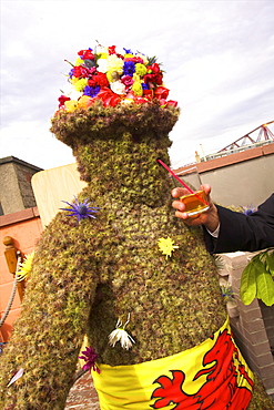 The Burryman's Parade, South Queensferry, Edinburgh, Scotland, United Kingdom, Europe 