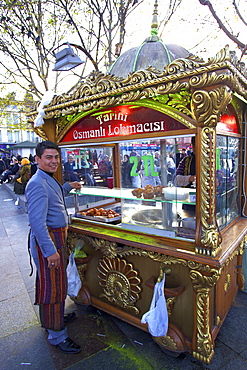 Turkish doughnut vendor, Istanbul, Turkey, Europe