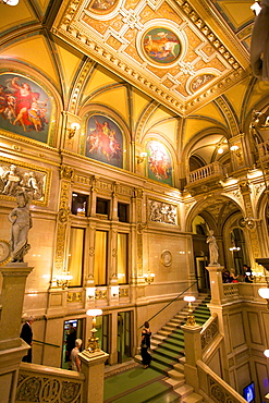  Vienna State Opera House, Vienna, Austria, Europe