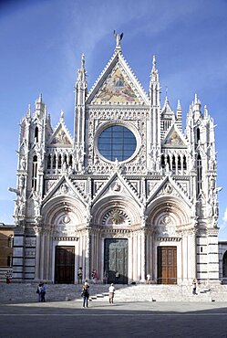 Main facade of the Cathedral of Siena, Siena, UNESCO World Heritage Site, Tuscany, Italy, Europe