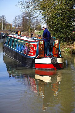 Narrow boats and reflections, Northamptonshire, England, United Kingdom, Europe