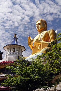 Big Buddha and Golden Temple, Dambulla, UNESCO World Heritage Site, Sri Lanka, Asia