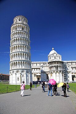 Leaning Tower and St. Mary's Cathedral, UNESCO World Heritage Site, Pisa, Tuscany, Italy, Europe