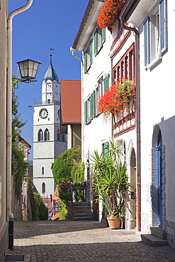 Street in the old town with St. Nikolaus Minster, Uberlingen, Lake Constance (Bodensee), Baden Wurttemberg, Germany, Europe