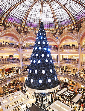 Galeries Lafayette at Christmas season, Paris, Ile de France, France, Europe