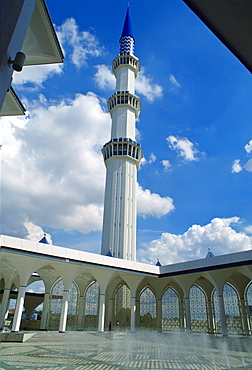 Sultan Abdul Aziz Mosque, Malaysia