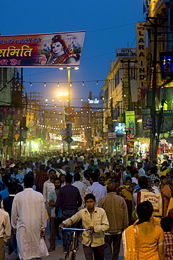 Huge crowds for holy Festival of Shivaratri in the streets of the holy city of Varanasi, Benares, Northern India