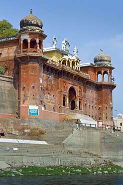 Maharaja Chet Singh Palace Fort at Chet Singh Ghat on banks of The Ganges River in holy city of Varanasi, Northern India