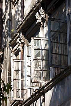 Traditional architecture in Lumber Marg near Grand Road in Mumbai, Maharashtra, India