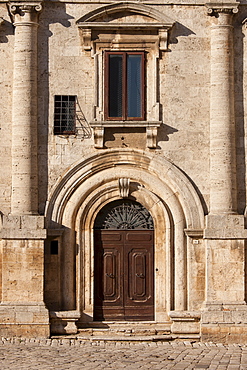 Palazzo de Nobili Tarugi, Palace of the Tarugi Nobles, in Piazza Grande in Montepulciano, Val D'Orcia, Tuscany, Italy