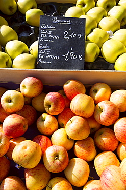 Apples, Pommes Golden and Gala, for sale at food market in Normandy, France