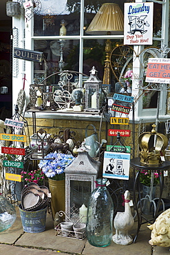 Curiosity shop selling souvenirs, collectibles and gift items in Chipping Campden, The Cotswolds, Gloucestershire