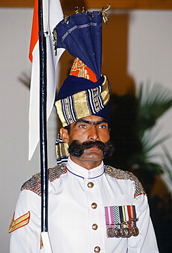 Pakistani soldier in ceremonial uniform in Lahore, Pakistan