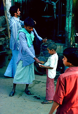 Street vendors, Delhi, India