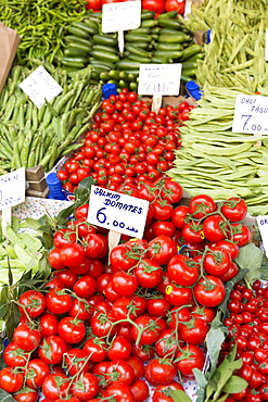 Fresh vegetables, tomatoes, peas and beans for sale at food and spice market in Kadikoy district on Asian side Istanbul, Turkey, Asia Minor, Eurasia