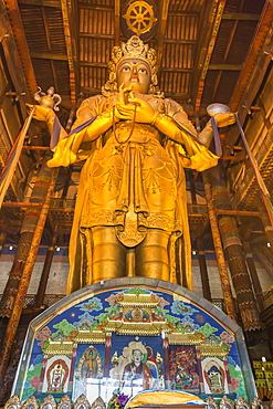 Huge golden Buddha statue, Migjid Janraisig Sum, Gandan Khiid, Buddhist Monastery, Ulaanbaatar (Ulan Bator), Mongolia, Central Asia, Asia