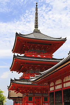 Vermillion three storey pagoda, Kiyomizu-dera entrance, Buddhist temple, Southern Higashiyama, Kyoto, Japan, Asia