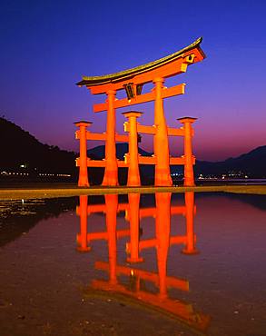 Itsukushima-jinja, Hiroshima Prefecture, Japan