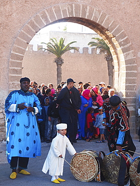 Trance-like drumming: Gnaoua musicians in Essaouira, Morocco