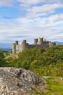 View of Harlech castle at UNESCO world heritage, Tremadog Bay, Gwynedd, Wales, UK