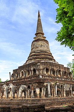 Temple decorated with elephant reliefs at Si Satchanalai, Sukhothai, UNESCO World Heritage Site, Thailand, Southeast Asia, Asia