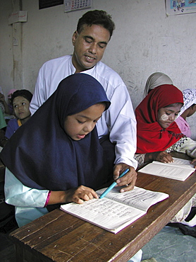 Thailand our school muslim school for burmese refugees, mae sot