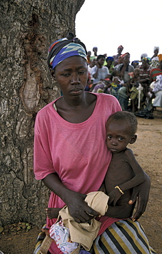 Ghana womanand malnourished child bongo, bolgatanga