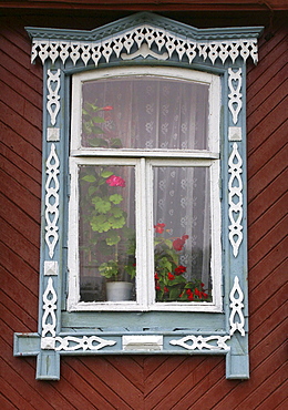 Russia window detail plyos (on the volga)