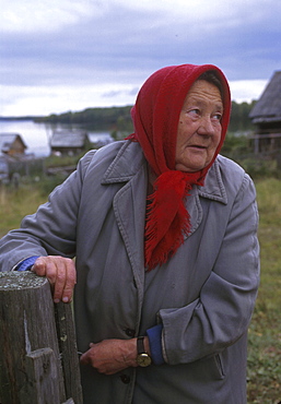 Russia old woman of vazhini st. Petersburg district