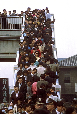 Taiwan pedestrian bridge taipai