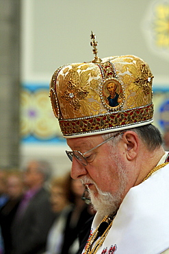 Australia. Ukrainian greco- service at cathedral in melbourne.