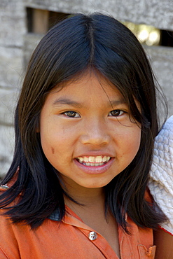 BOLIVIA ECOTOPS projects in Alto Beni. Girls of Remolinos