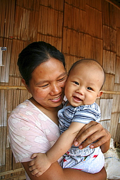 Thailand mother & baby, chiang dao village, near chiang mai