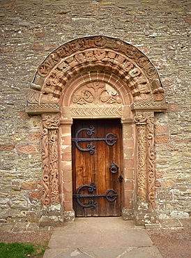 Doorway detail from Kilpeck Church dating from the late 12th century, Hereford Worcester, England, United Kingdom, Europe