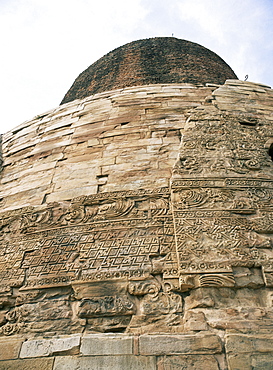 Detail of Gupta designs on Dhamek Stupa, Sarnath, near Varanasi, Uttar Pradesh state, India, Asia