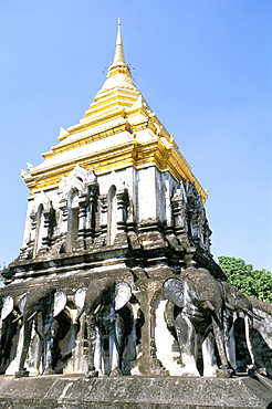 Chedi Chiang Lom at Wat Chiang Man Buddhist temple complex, Chiang Mai, Thailand, Southeast Asia, Asia