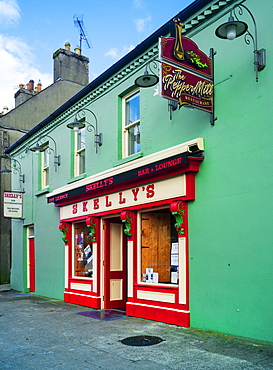 Traditional Irish pub in Ballymahon, Co Longford, Republic of Ireland, Europe