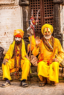 Hindu holy men at Pashupati Temple, Kathmandu, Nepal, Asia