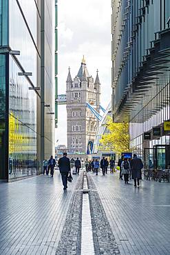 London Bridge City, the area between London Bridge and Tower Bridge on the south side of the River Thames, London, England, United Kingdom, Europe