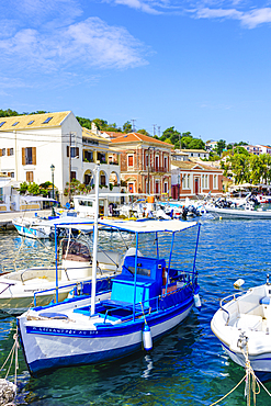 The pretty town of Gaios, the main port and harbour on the island, Paxos, Ionian Islands, Greek Islands, Greece, Europe