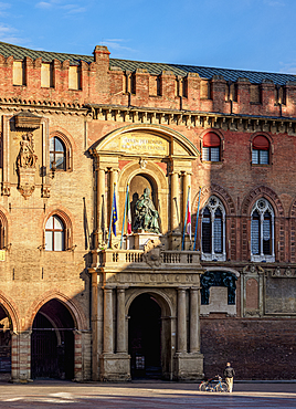 Palazzo d'Accursio, detailed view, Piazza Maggiore, Bologna, Emilia-Romagna, Italy, Europe