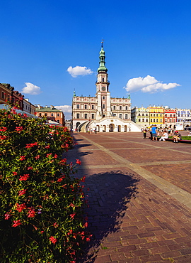 Market Square and City Hall, Old Town, UNESCO World Heritage Site, Zamosc, Lublin Voivodeship, Poland, Europe