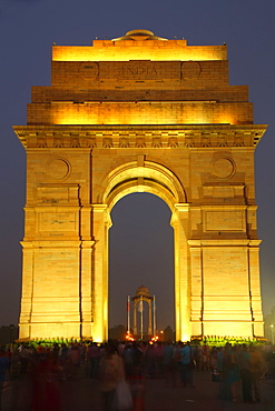 India Gate at night, New Delhi, India, Asia