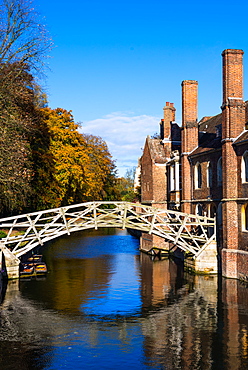 Mathematical Bridge at Queens College, Cambridge University, Cambridge, Cambridgeshire, England, United Kingdom, Europe