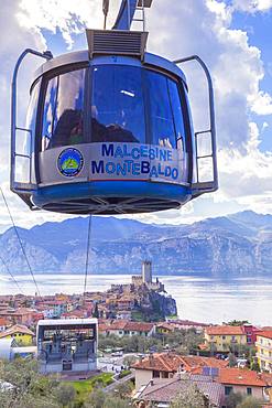 Cable car coming to the village of Malcesine, Lake Garda, Verona province, Veneto, Italian Lakes, Italy, Europe