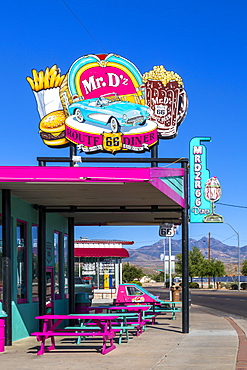 Mr. D'z Diner, Route 66, Kingman, Arizona, United States of America, North America