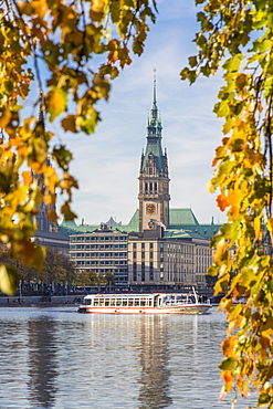 View from the Inner Alster (Binnenalster) to the town hall during autumn, Hamburg, Germany, Europe