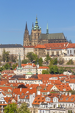 St. Vitus Cathedral, Prague Castle and the Lesser Town seen from the banks of Vltava River, UNESCO World Heritage Site, Prague, Bohemia, Czech Republic, Europe